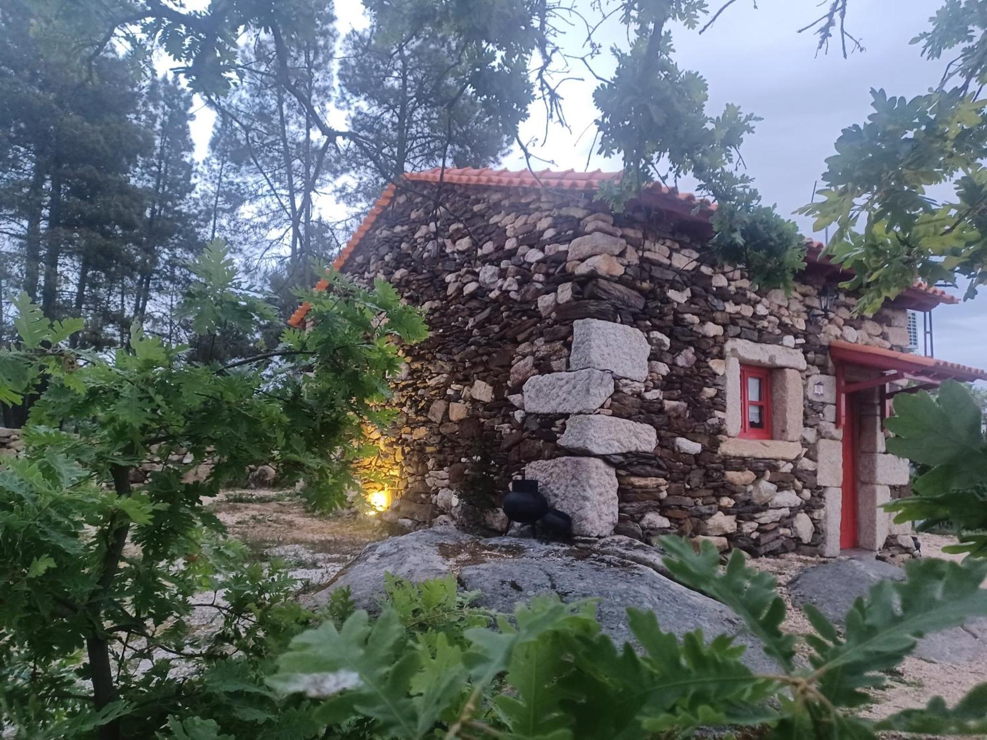Вилла Casa Do Feitor - Douro - Quinta Da Cabrida Sendim  Экстерьер фото